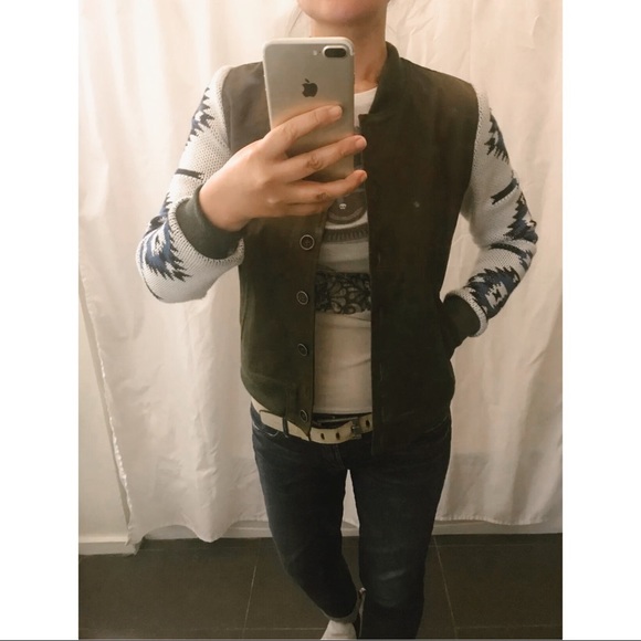 Women’s EVETTE & K Button Down Jacket - Picture 5 of 7